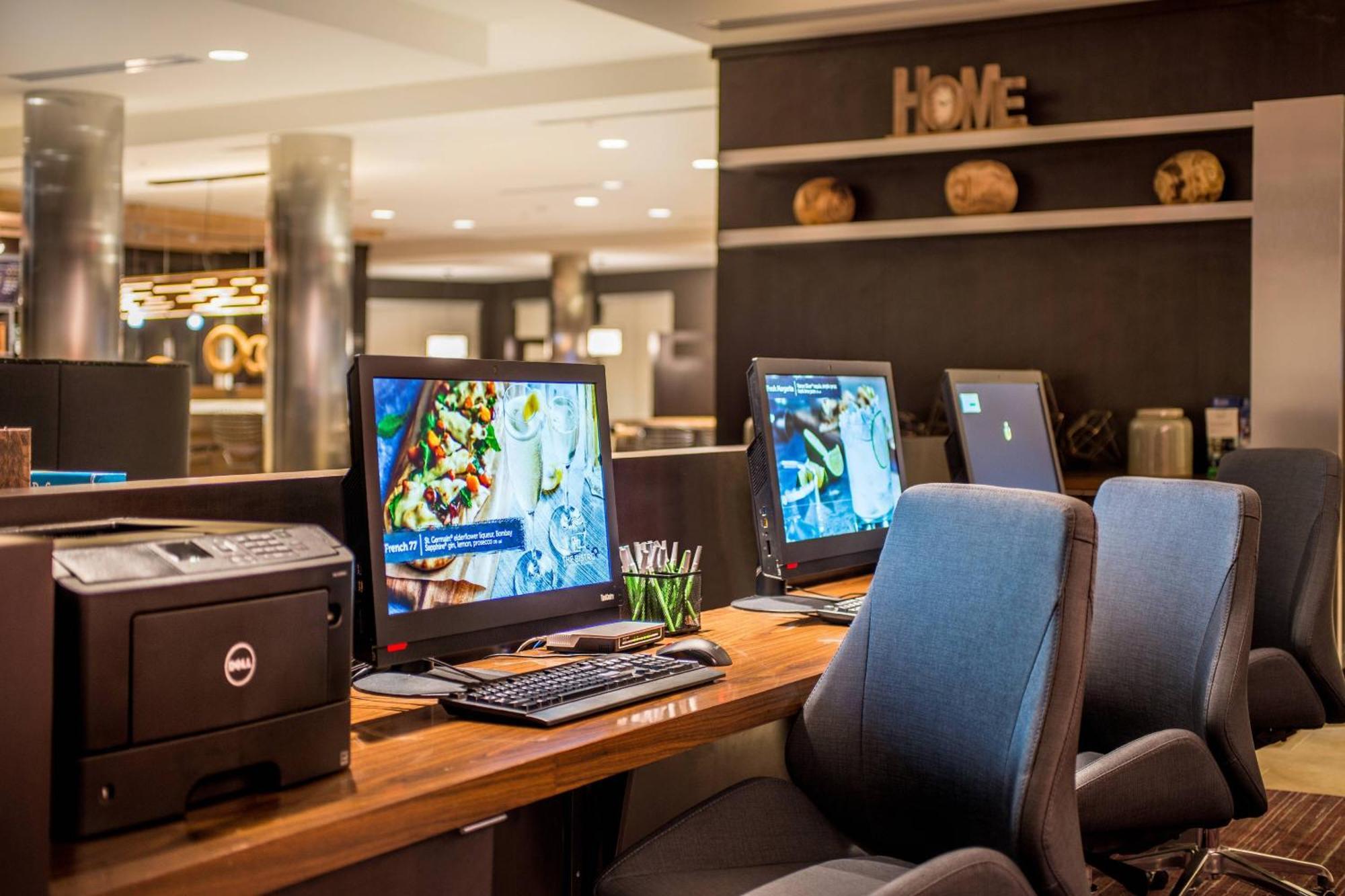 Courtyard By Marriott Detroit Farmington Hotel Farmington Hills Buitenkant foto