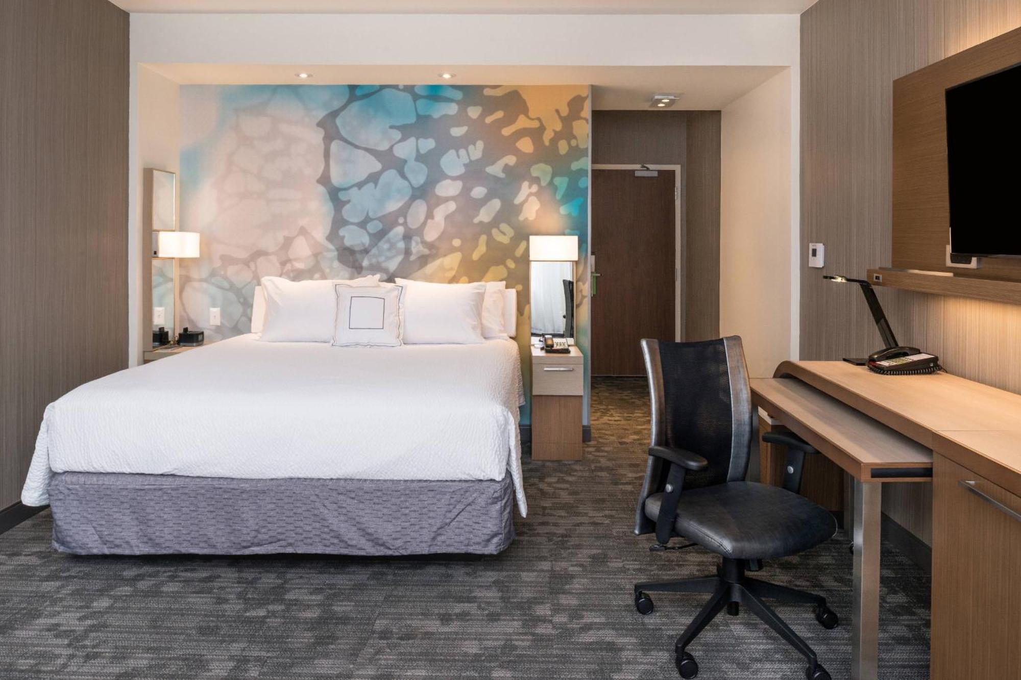 Courtyard By Marriott Detroit Farmington Hotel Farmington Hills Buitenkant foto